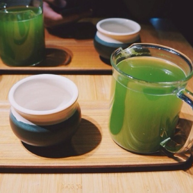 Ryokucha Green Tea at Samovar Tea Lounge (CLOSED) on #foodmento http://foodmento.com/place/1237