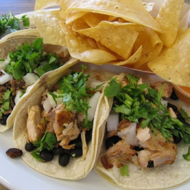 Chicken Tacos from Pancho Villa Taqueria on #foodmento http://foodmento.com/dish/9401