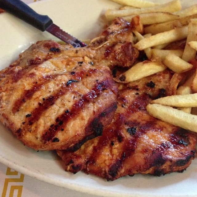 Pork Chops With Fries at Grubstake Diner on #foodmento http://foodmento.com/place/2582