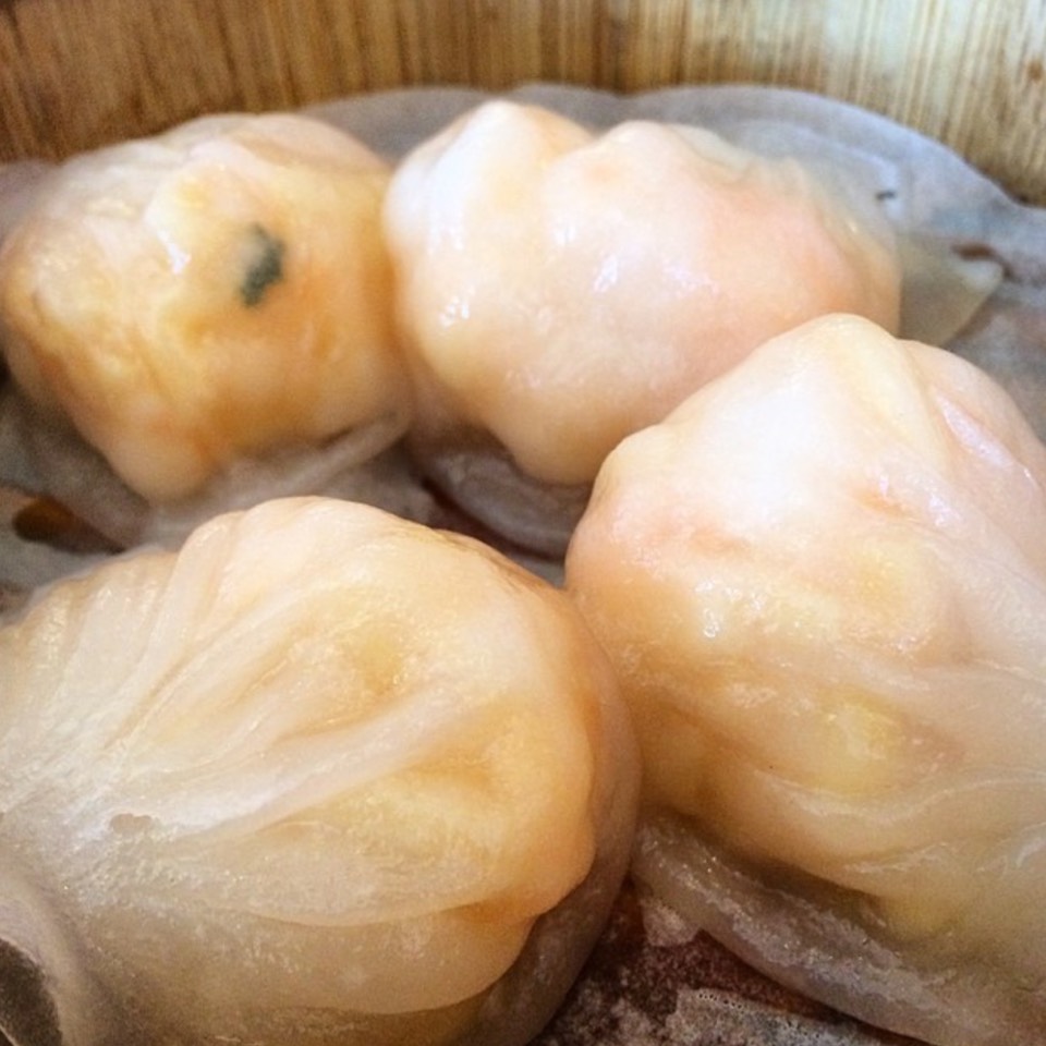 Ha Gow (Shrimp Dumplings) from Hong Kong Lounge II 穗香小館 on #foodmento http://foodmento.com/dish/26454