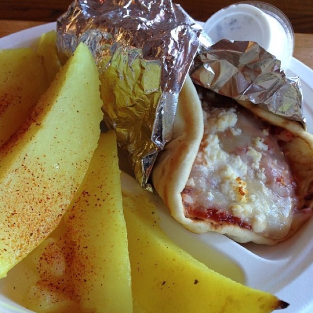 Greek Chicken Parmesan Pita at Niko Niko's on #foodmento http://foodmento.com/place/2652