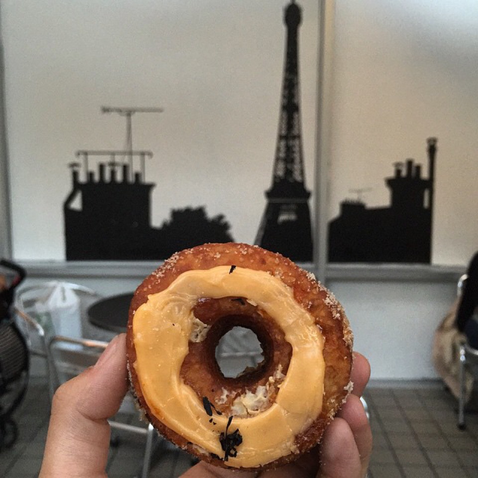 Pumpkin Chai Cronut at Dominique Ansel Bakery on #foodmento http://foodmento.com/place/1091
