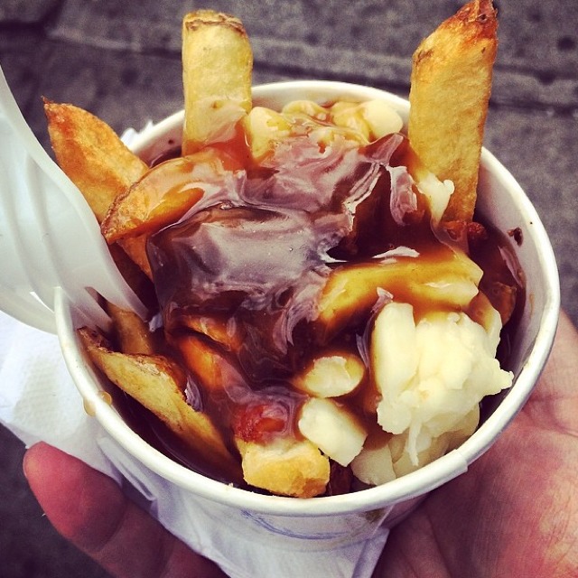 Poutine (Fries With Cheddar Cheese & Chicken Gravy) from Pommes Frites on #foodmento http://foodmento.com/dish/11448
