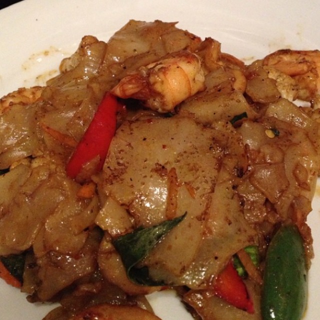 Pad Kee Mao (Spicy Drunken Noodle) With Shrimp at Thaimee Table - formerly Ngam (CLOSED) on #foodmento http://foodmento.com/place/1910