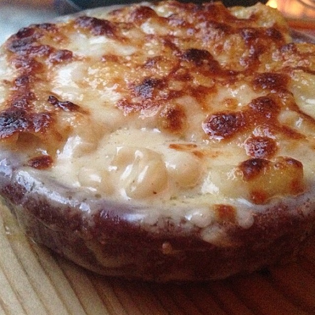 Bohemian Mac & Cheese from Bohemian on #foodmento http://foodmento.com/dish/12771