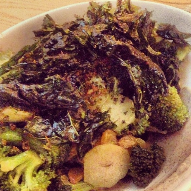 Broccoli Salad (Smoked Raisin, Mayo, Seaweed) at Má Pêche (CLOSED) on #foodmento http://foodmento.com/place/2597