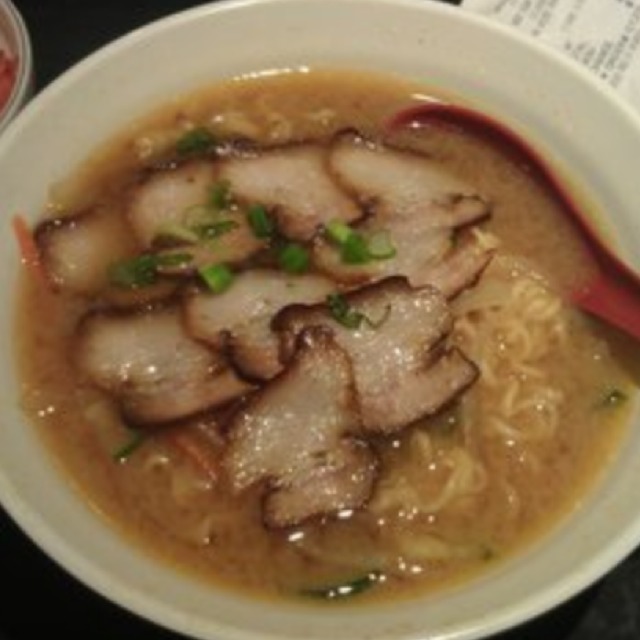 Pork Miso Ramen @ Noodle 32 from Food Gallery 32 on #foodmento http://foodmento.com/dish/9994