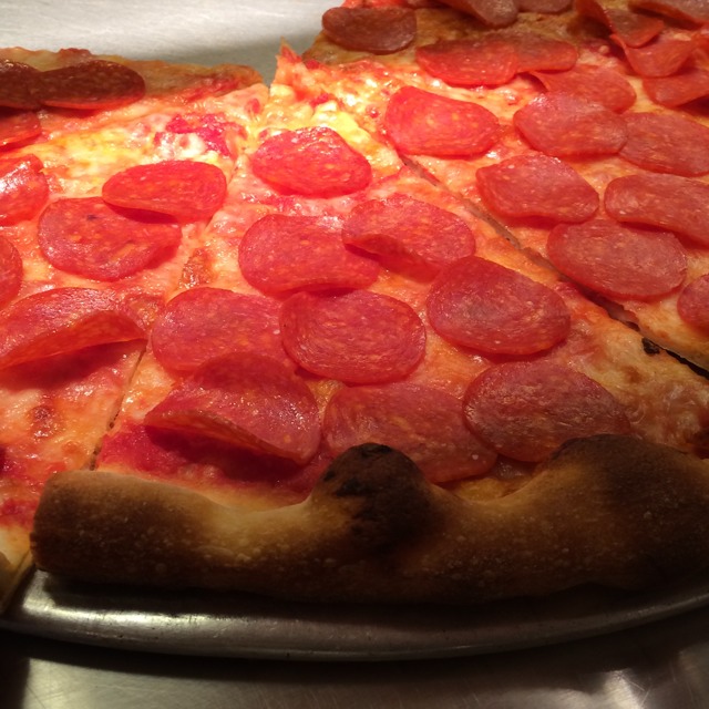 Pepperoni Pizza from Joe's Pizza on #foodmento http://foodmento.com/dish/10613