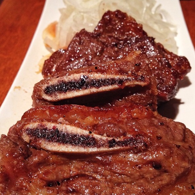 Karubi (Beef Short Ribs w Bone) at Sake Bar Hagi on #foodmento http://foodmento.com/place/2847