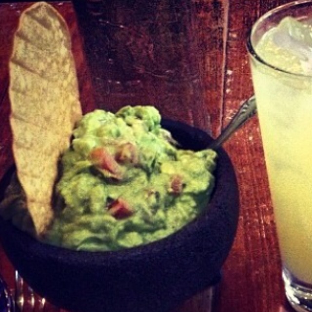 Guacamole (w Soft Tortillas Or Chips) at Chavela's on #foodmento http://foodmento.com/place/2855