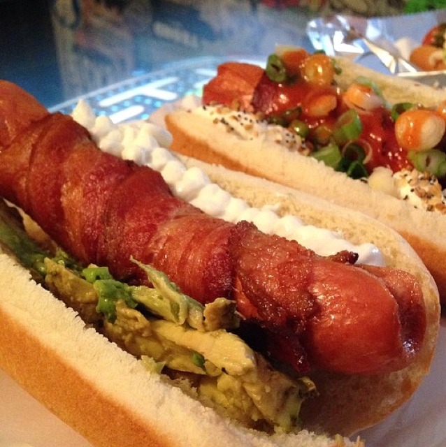 Chihuahua X Hot Dog (Bacon Wrapped w/ Avocado, Sour Cream) from Crif Dogs on #foodmento http://foodmento.com/dish/11867