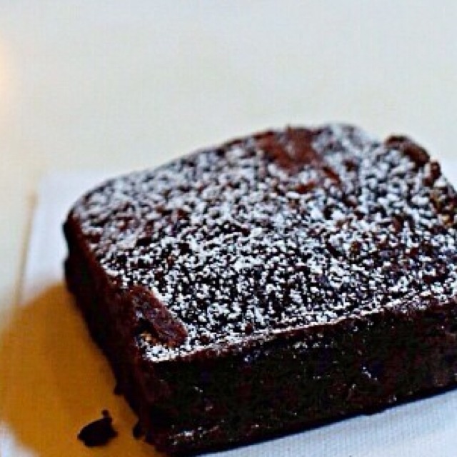 Dark Chocolate Brownie from Intelligentsia Coffee on #foodmento http://foodmento.com/dish/11953