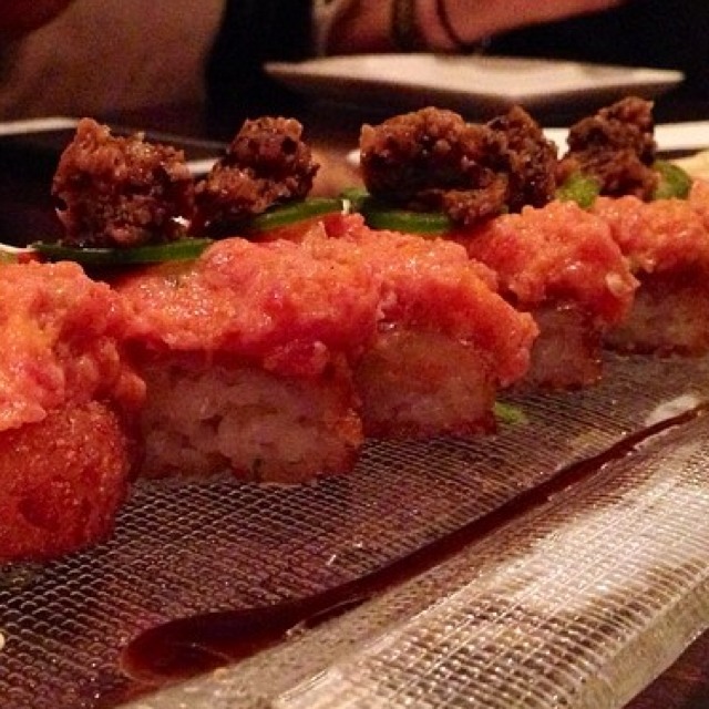 Crispy Rice With Spicy Tuna at Momoya on #foodmento http://foodmento.com/place/3017