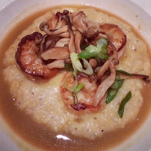 Shrimp and Grits - Brunch​ at Colonie on #foodmento http://foodmento.com/place/3153