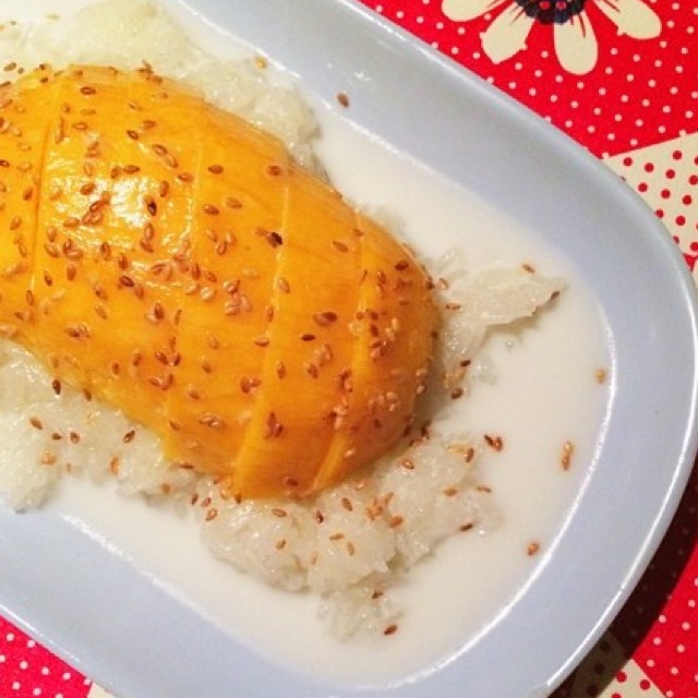 Sticky Rice & Mango from Pok Pok NY (CLOSED) on #foodmento http://foodmento.com/dish/12870