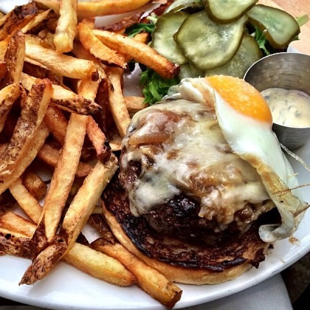 Finger Lakes Grass Fed Burger from Hundred Acres (CLOSED) on #foodmento http://foodmento.com/dish/12885
