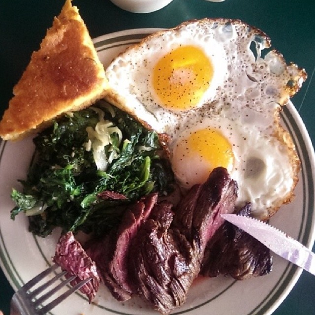 Hanger Steak & Eggs from Jimmy's Diner (CLOSED) on #foodmento http://foodmento.com/dish/13104