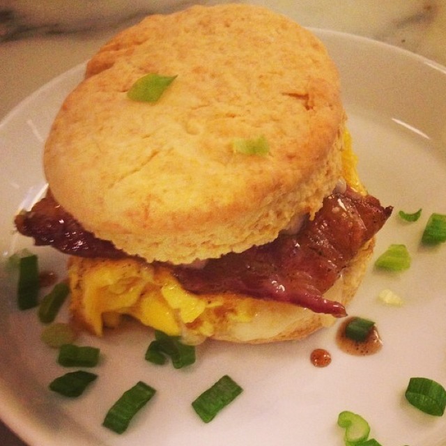 Biscuit Sandwich With Egg & Bacon from Cafe Madeline on #foodmento http://foodmento.com/dish/15912