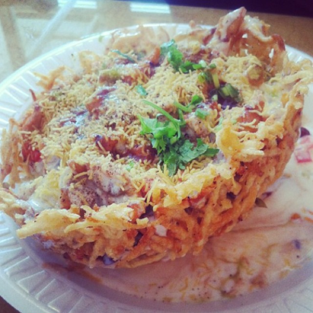 Tokri Chaat (in Crispy Potato Shell) from Mumbai Xpress on #foodmento http://foodmento.com/dish/17121