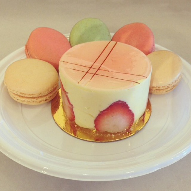 Strawberry Shortcake & Macarons from Cannelle Patisserie on #foodmento http://foodmento.com/dish/19050