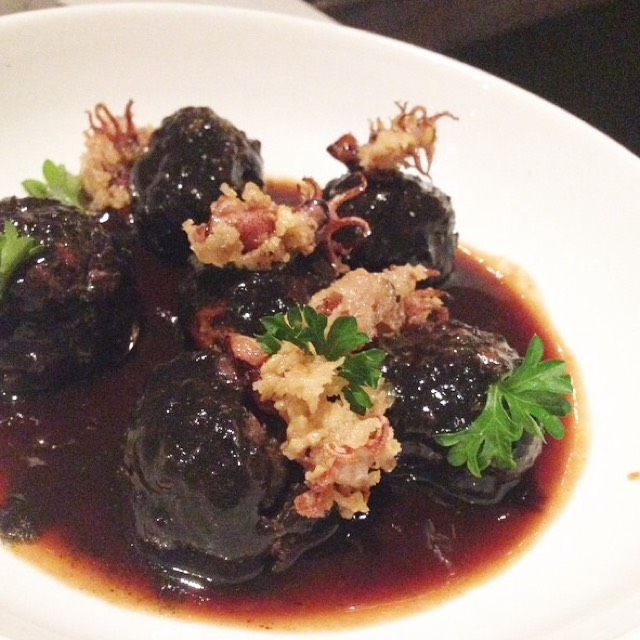 Meatballs In Squid Ink, Crispy Squid from Andanada on #foodmento http://foodmento.com/dish/18697