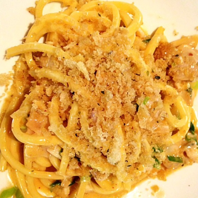 Spaghetti alla Chitarra con Vongole (Uni, Clams...) at Lincoln Ristorante on #foodmento http://foodmento.com/place/4623