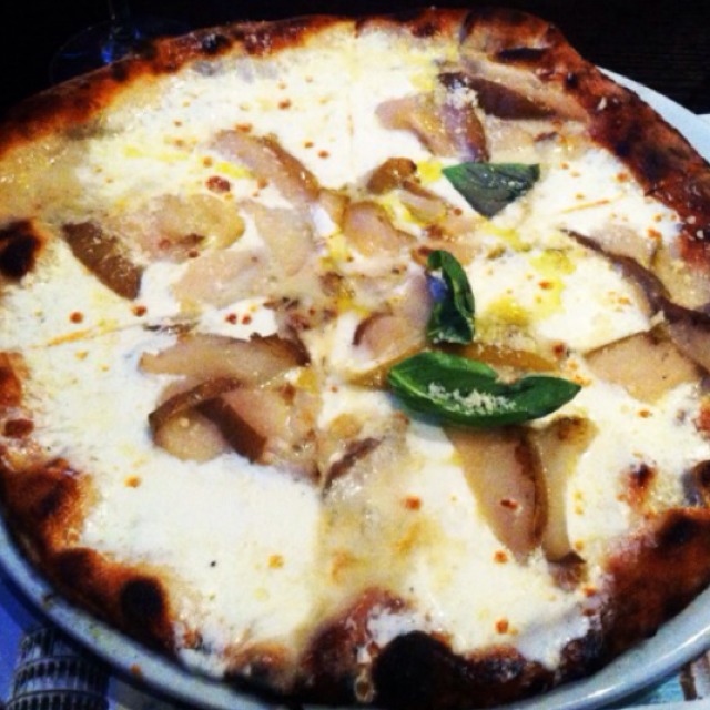 Pear & Gorgonzola Pizza from Basil Brick Oven Pizza on #foodmento http://foodmento.com/dish/18791