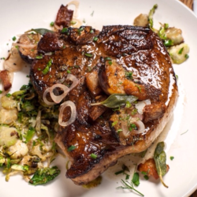 Steak at Dear Bushwick on #foodmento http://foodmento.com/place/4673