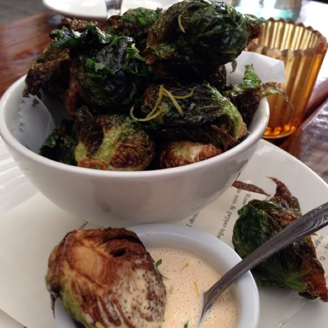 Crispy Brussels Sprouts at Dear Bushwick on #foodmento http://foodmento.com/place/4673