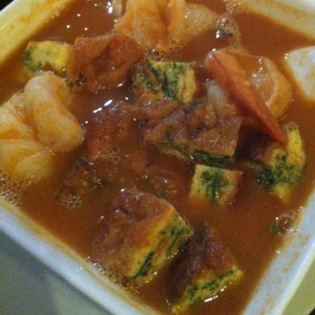 Kang Som Sour Curry with Shrimp And Broccoli Omelette  at Ayada Thai on #foodmento http://foodmento.com/place/820