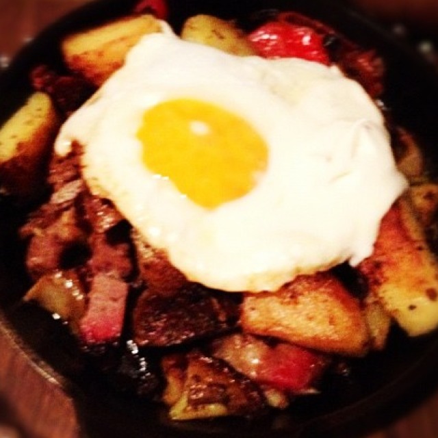 Brisket Hash with Burnt Ends and a Fried Egg at Fatty Cue on #foodmento http://foodmento.com/place/850