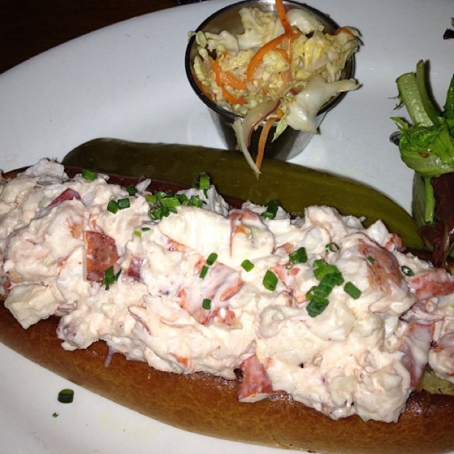 Classic Lobster Roll at Lure Fishbar on #foodmento http://foodmento.com/place/909