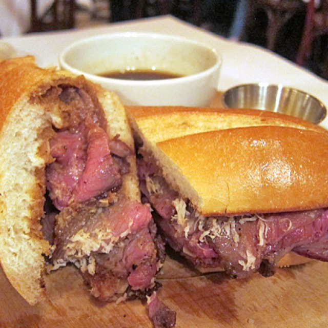 Minetta French Dip Sandwich at Minetta Tavern on #foodmento http://foodmento.com/place/913
