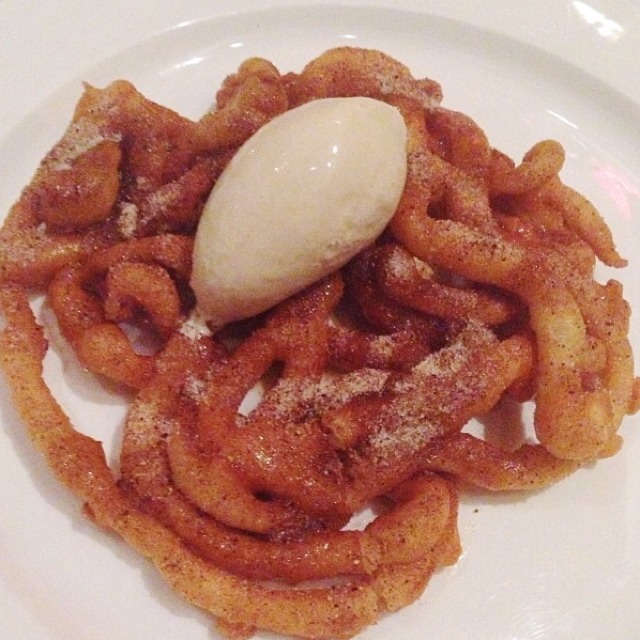 Masala Chai Funnel Cake from North End Grill on #foodmento http://foodmento.com/dish/12583