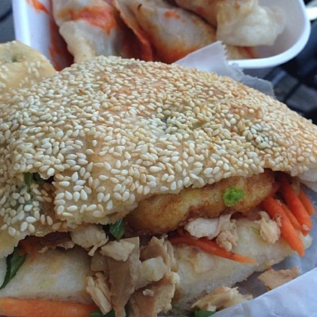 Sesame Pancake With Roasted Chicken from Prosperity Dumpling on #foodmento http://foodmento.com/dish/12231