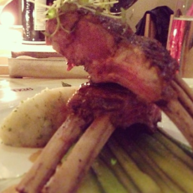 Lamb Chops from SD26 on #foodmento http://foodmento.com/dish/3810
