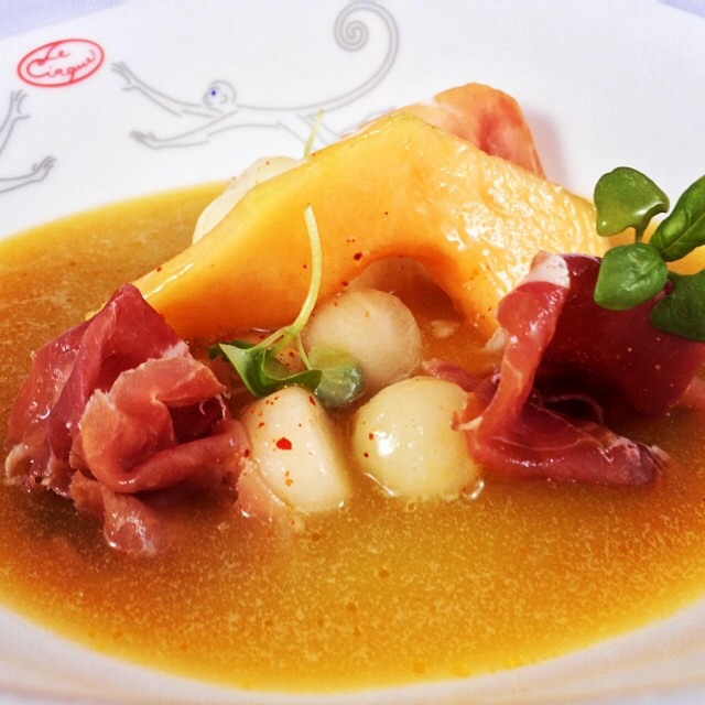 Chilled Melon Soup, Prosciutto at Le Cirque Cafe on #foodmento http://foodmento.com/place/4117