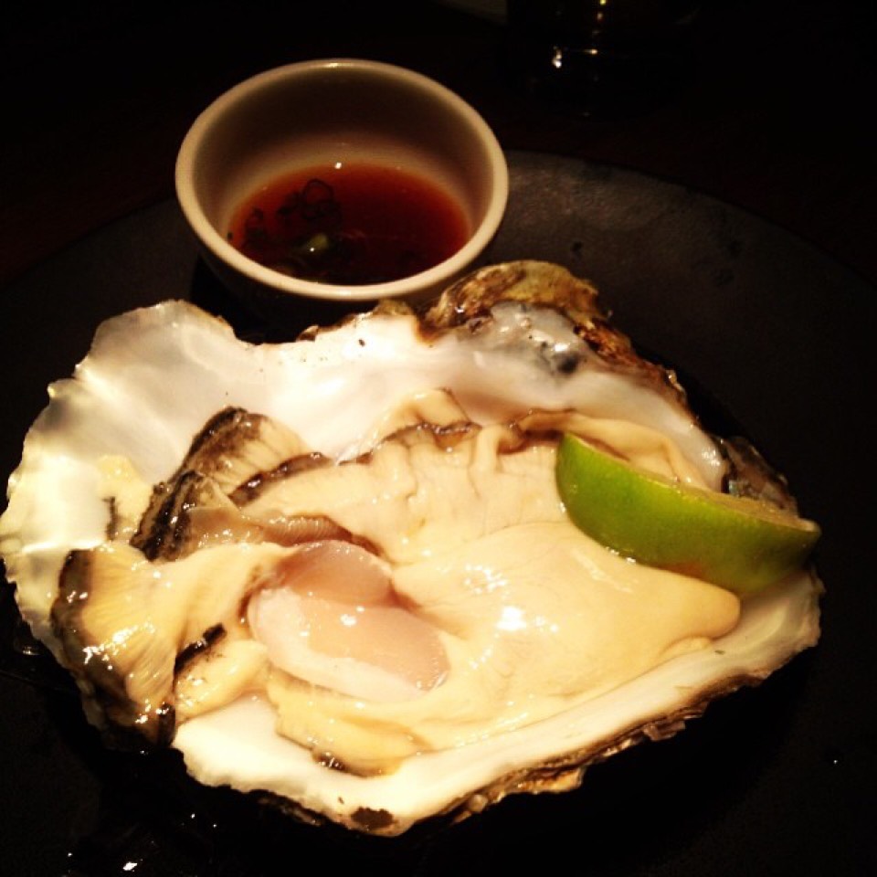 Giant Pacific Oyster from Jukai New York on #foodmento http://foodmento.com/dish/20459
