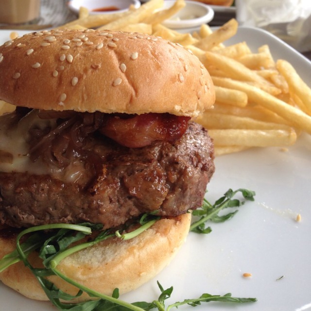 Riders Burger at Riders Cafe on #foodmento http://foodmento.com/place/1128