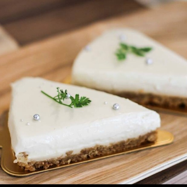 Tofu Cheesecake from Maple & Market on #foodmento http://foodmento.com/dish/6552