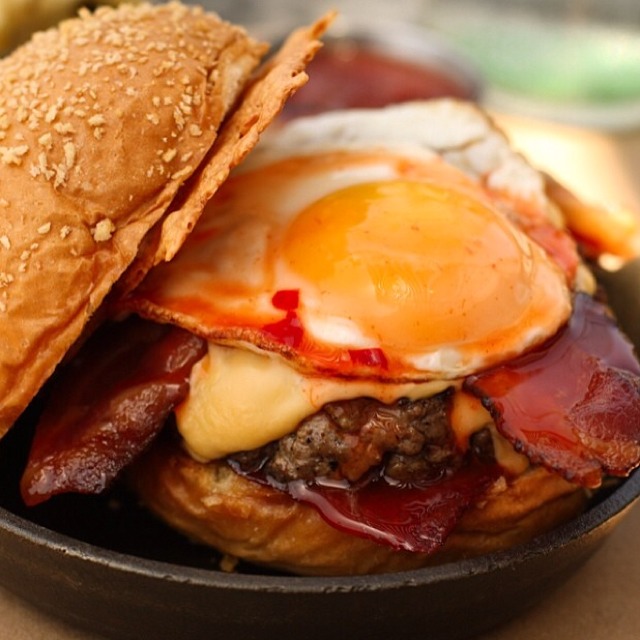 Chef's Favorite Burger (Cheese, Bacon, Sunny Fried Egg...) from Plan Check Kitchen + Bar on #foodmento http://foodmento.com/dish/10583