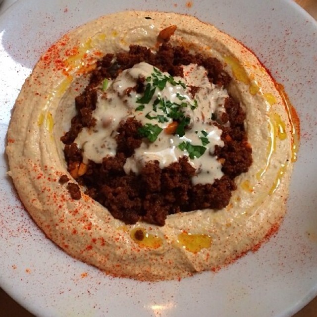 Hummus with Beef at Oren's Hummus Shop on #foodmento http://foodmento.com/place/2481