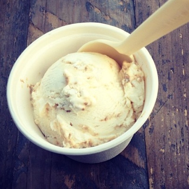 Sweet Cream With Honey Balsamic Swirl Ice Cream at Tin Pot Creamery on #foodmento http://foodmento.com/place/2514