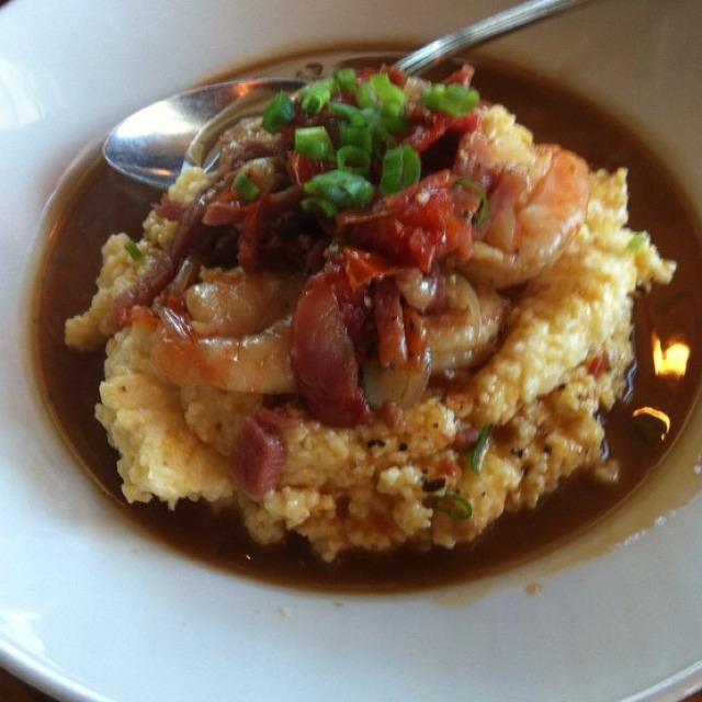 Shrimp N' Grits at Yardbird Southern Table & Bar on #foodmento http://foodmento.com/place/3828