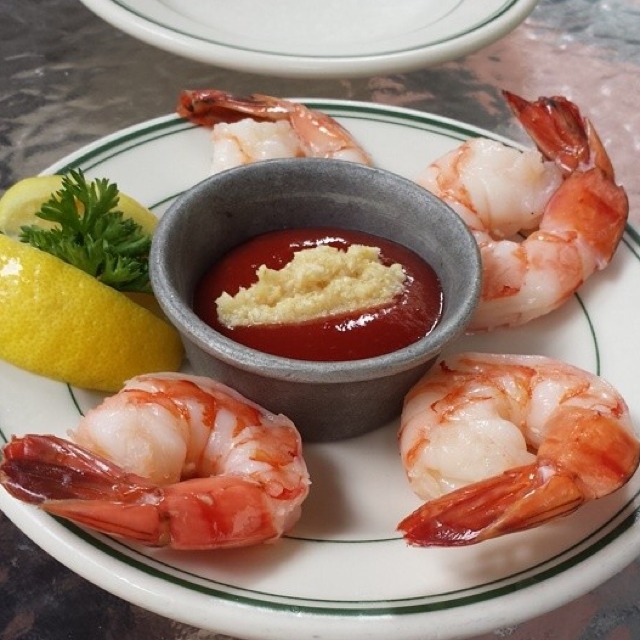 Shrimp Cocktail from Joe's Stone Crab on #foodmento http://foodmento.com/dish/16228