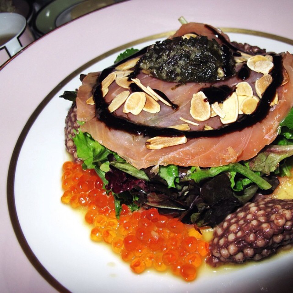 Salade Bonaparte (Smoked Salmon, Roe, Acini Di Pepe...) from Ladurée on #foodmento http://foodmento.com/dish/20559