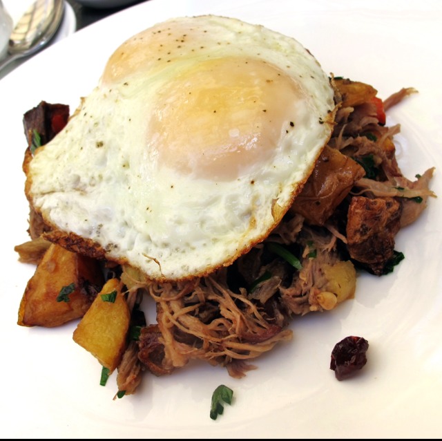 Slow Roasted Duck Hash - Plates‏ from LIC Market on #foodmento http://foodmento.com/dish/18489