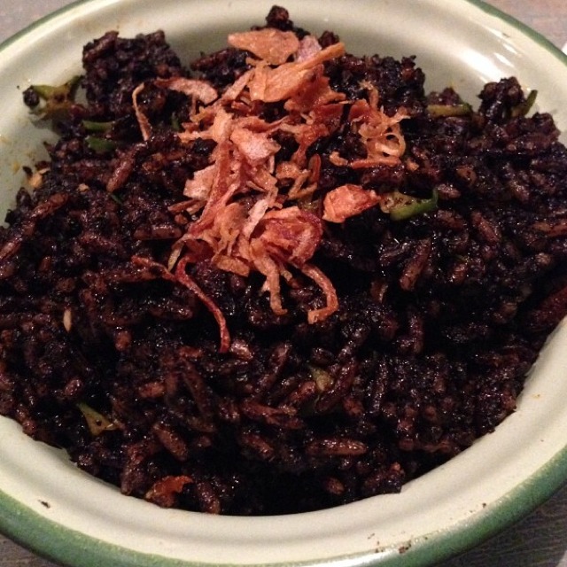 Sambal Buah Keluak Fried Rice from Immigrants - The Singapore Gastrobar on #foodmento http://foodmento.com/dish/7491