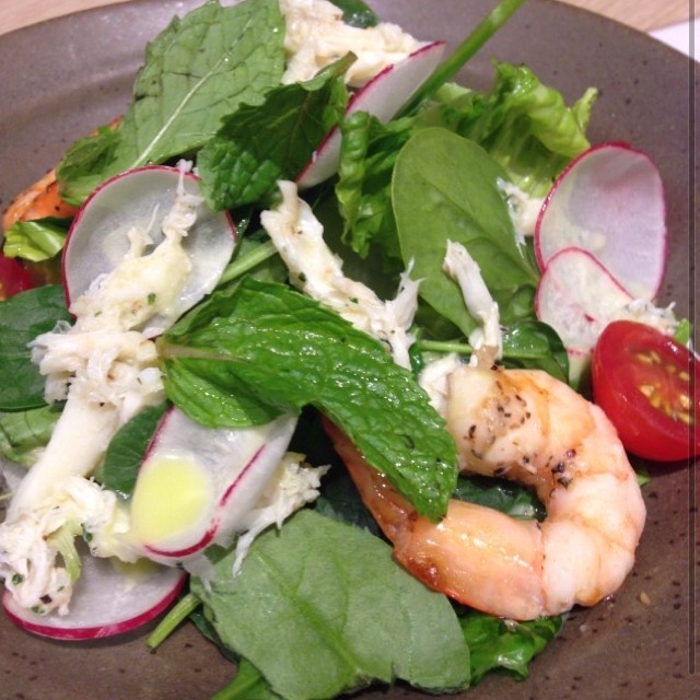 Prawn & Crab Spinach Salad from PODI on #foodmento http://foodmento.com/dish/6697