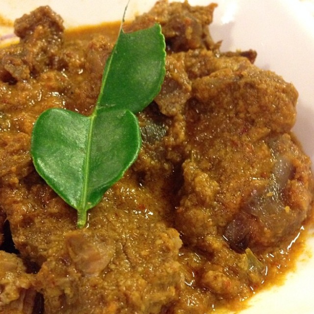 Beef Rendang at Daisy's Dream Kitchen on #foodmento http://foodmento.com/place/328